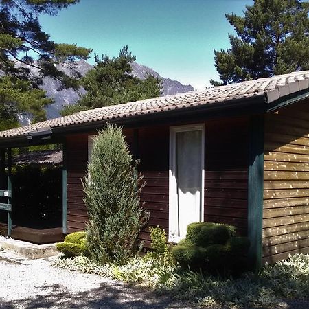 Camping La Cascade Villa Le Bourg-dʼOisans Kültér fotó