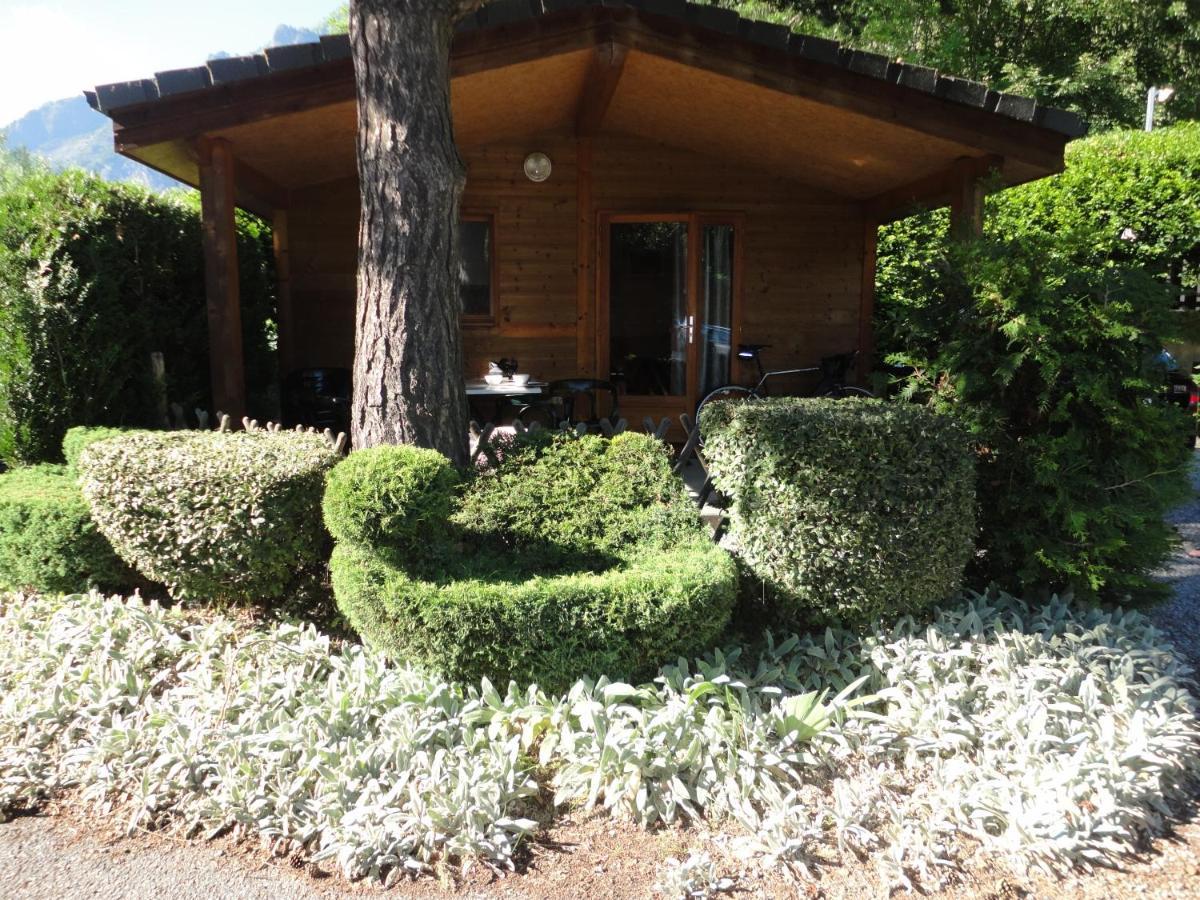 Camping La Cascade Villa Le Bourg-dʼOisans Kültér fotó